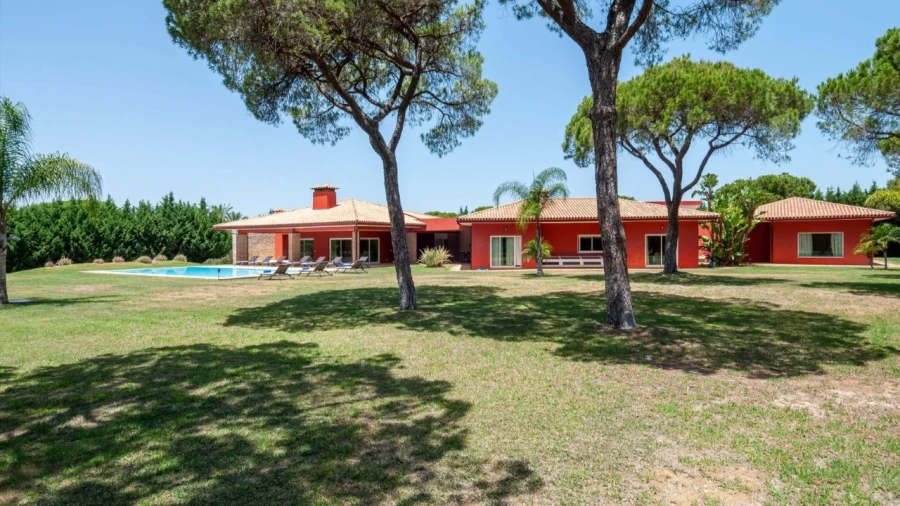 Moradia T6 para para venda em Quarteira Foto 20