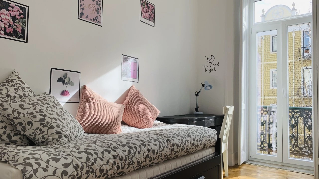 Apartamento T10 para para venda em Avenidas Novas Foto 23