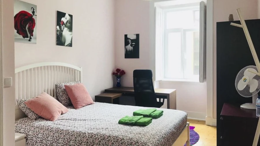 Apartamento T10 para para venda em Avenidas Novas Foto 18