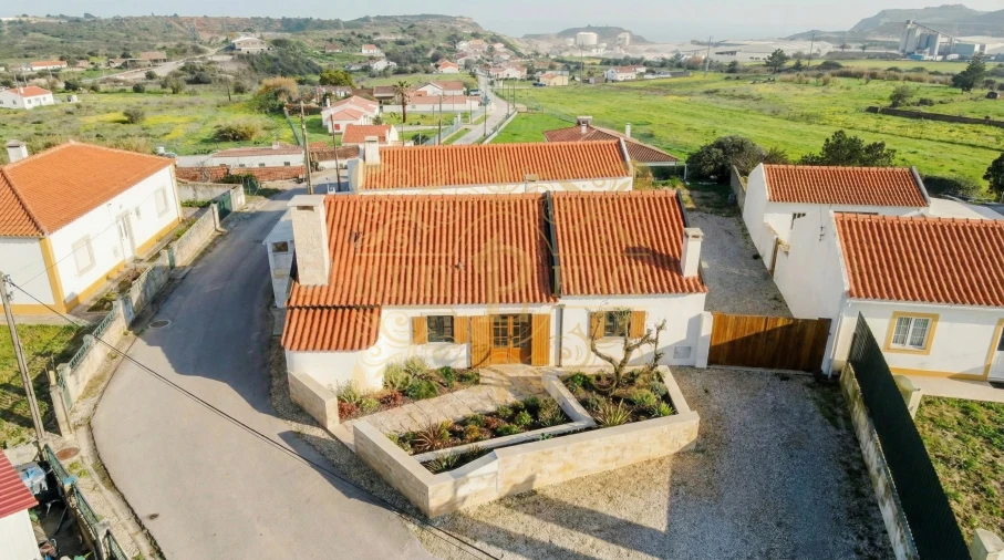 Moradia T1 para Venda em Sesimbra (Castelo) Foto 10