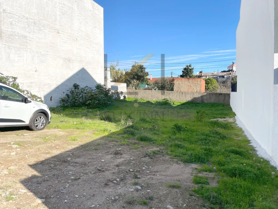 Terreno para Venda em São Domingos de Rana Foto 5