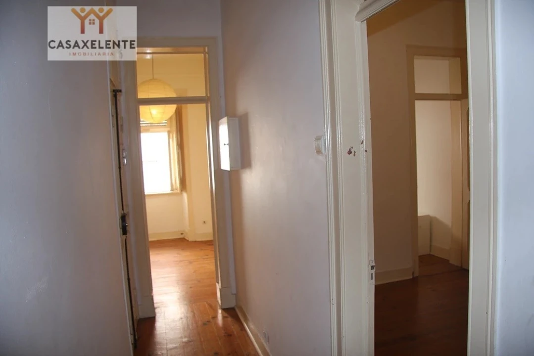 Apartamento T3 para Venda em Arroios Foto 1