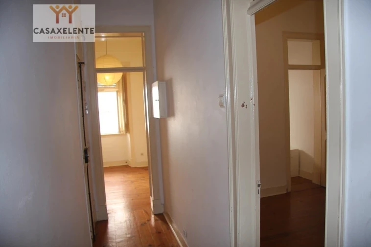 Apartamento T3 para Venda em Arroios Foto 1