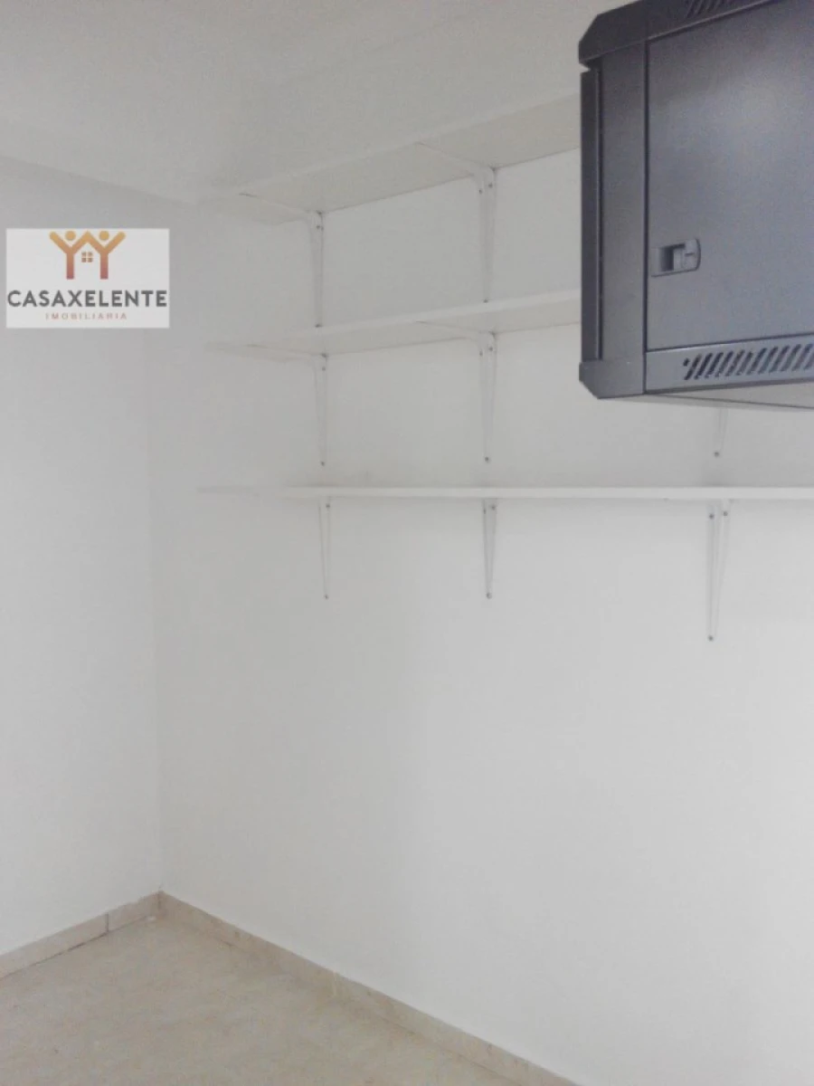 Loja para Arrendamento em Loures Foto 8