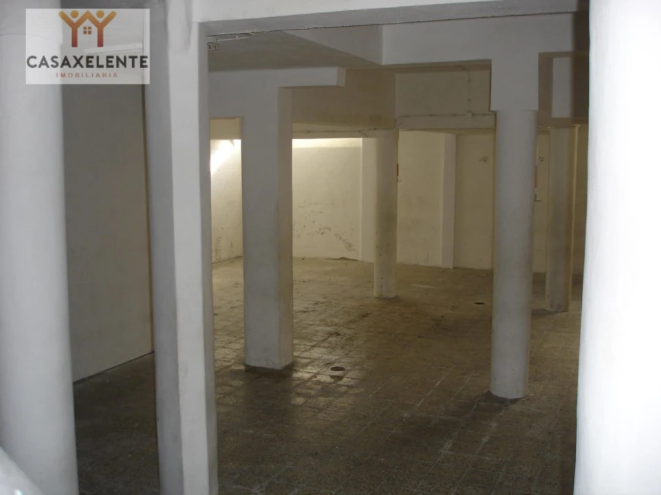 Armazém para Arrendamento em Pontinha e Famões Foto 5