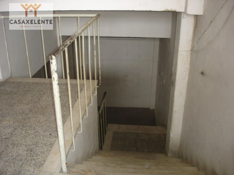 Armazém para Arrendamento em Pontinha e Famões Foto 8