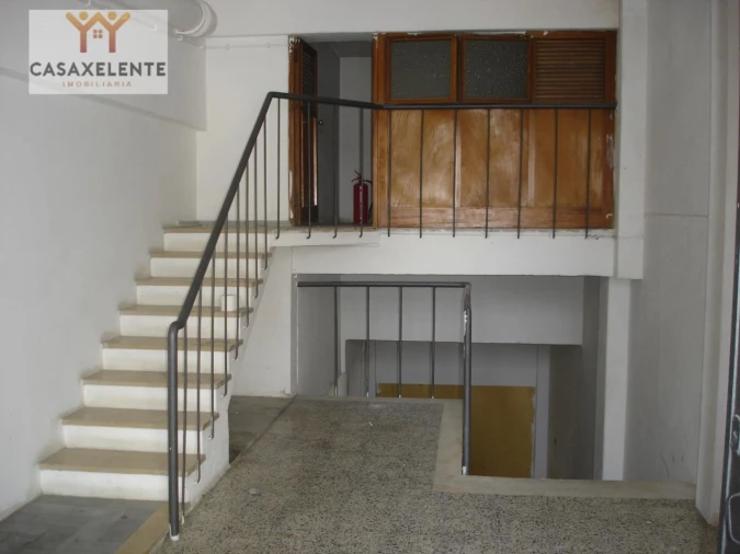 Armazém para Arrendamento em Pontinha e Famões Foto 7