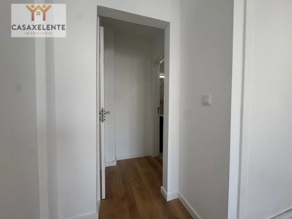 Apartamento T3 para Venda em Benfica Foto 19