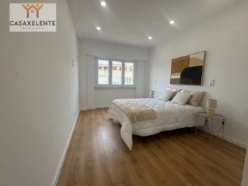 Apartamento T3 para Venda em Benfica