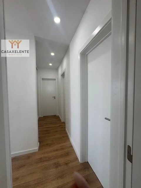 Apartamento T3 para Venda em Benfica