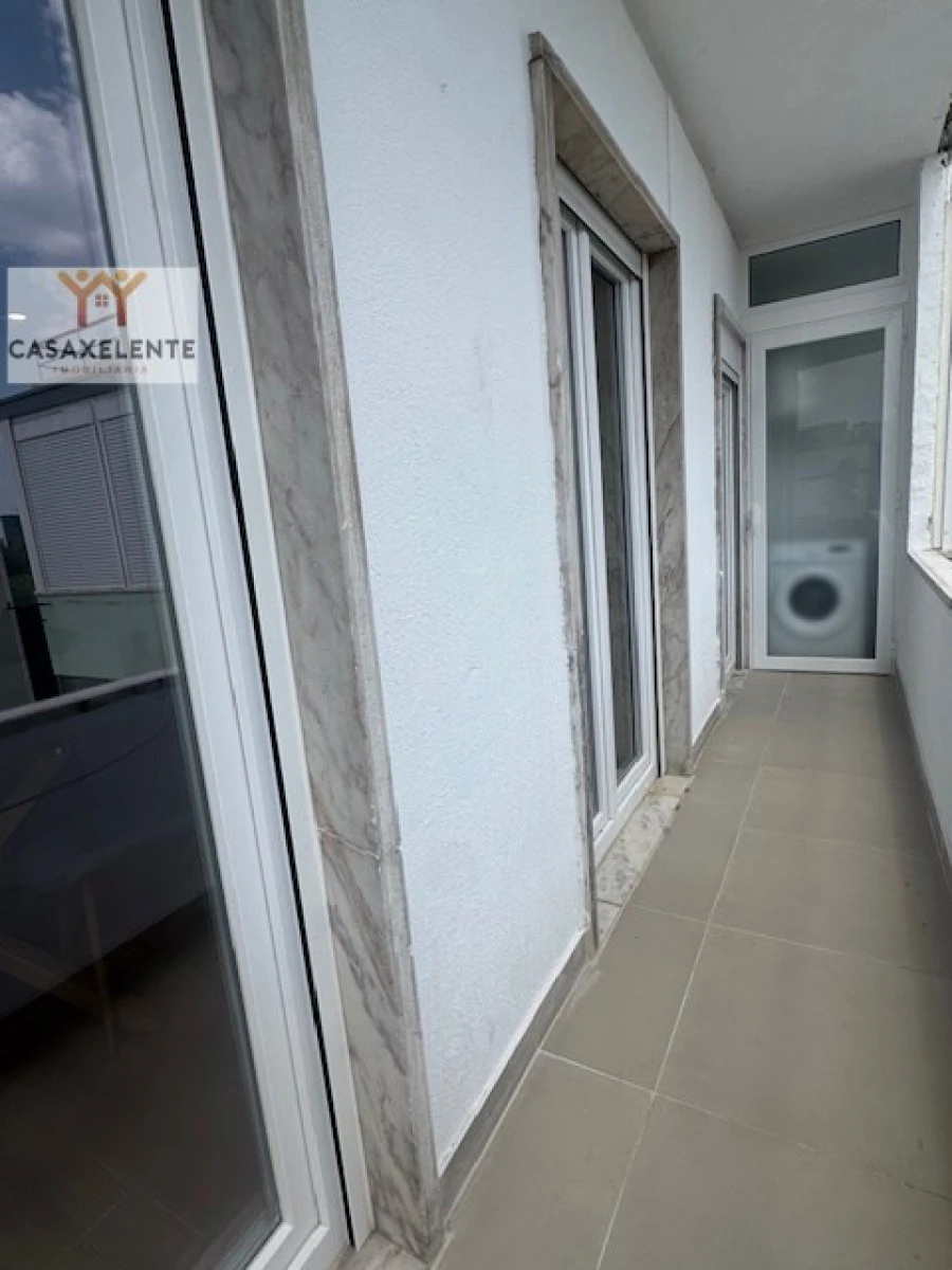 Apartamento T3 para Venda em Benfica Foto 11