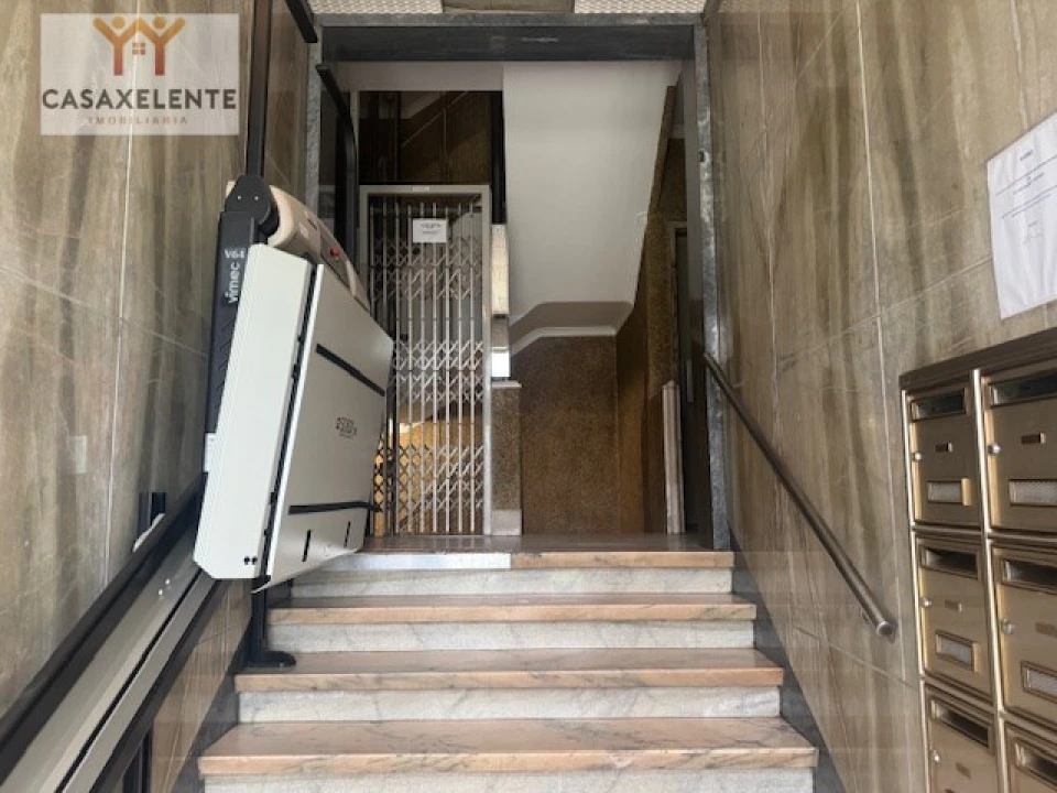 Apartamento T3 para Venda em Benfica Foto 3