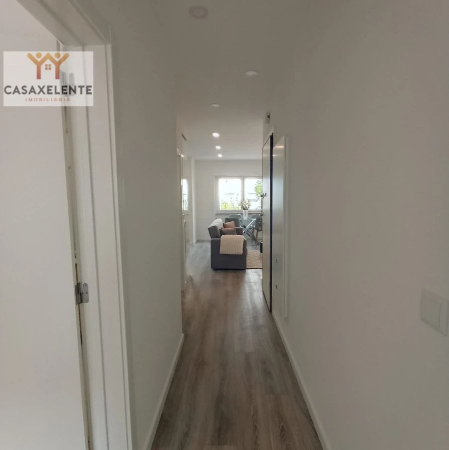 Apartamento T2 para Venda em São Vicente Foto 12