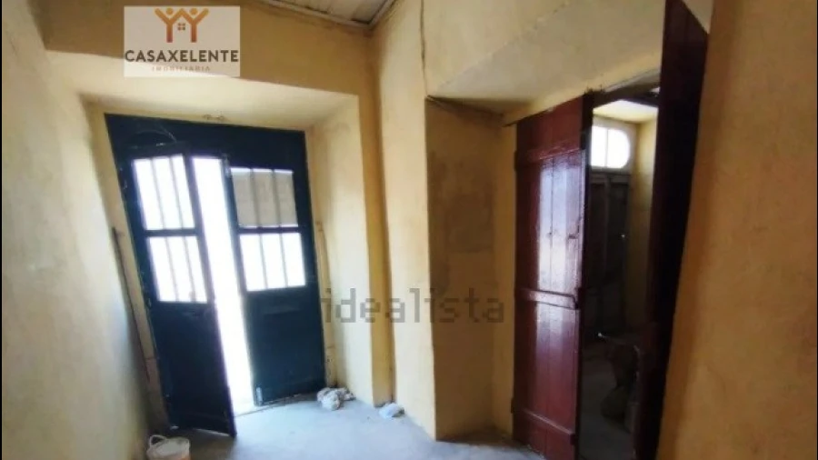 Prédio para Venda em Santo Antão e São Julião do Tojal