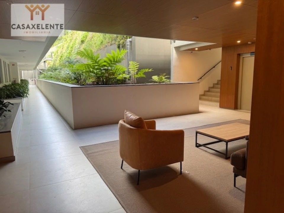 Apartamento T4 para Venda em Cascais e Estoril Foto 3