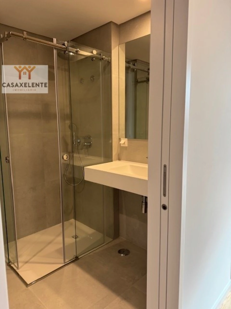 Apartamento T4 para Venda em Cascais e Estoril Foto 27