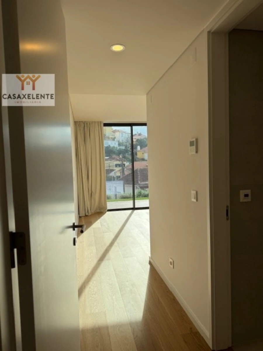 Apartamento T4 para Venda em Cascais e Estoril Foto 32