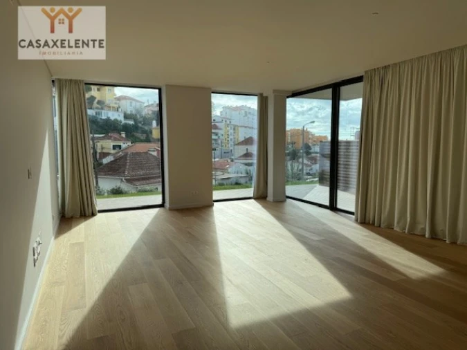 Apartamento T4 para Venda em Cascais e Estoril Foto 40