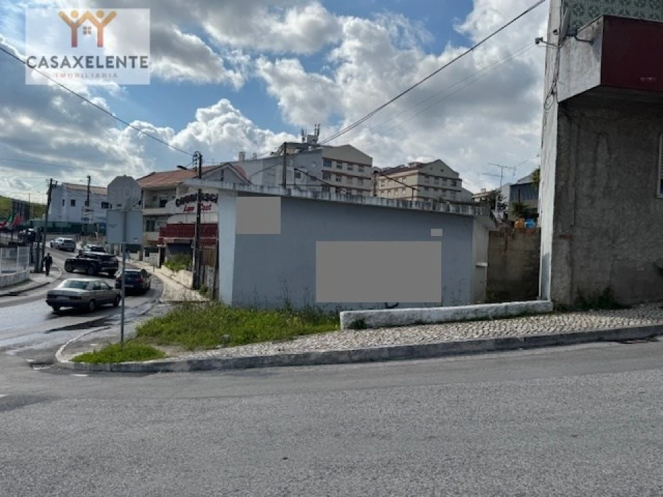 Loja para Venda em Pontinha e Famões Foto 5