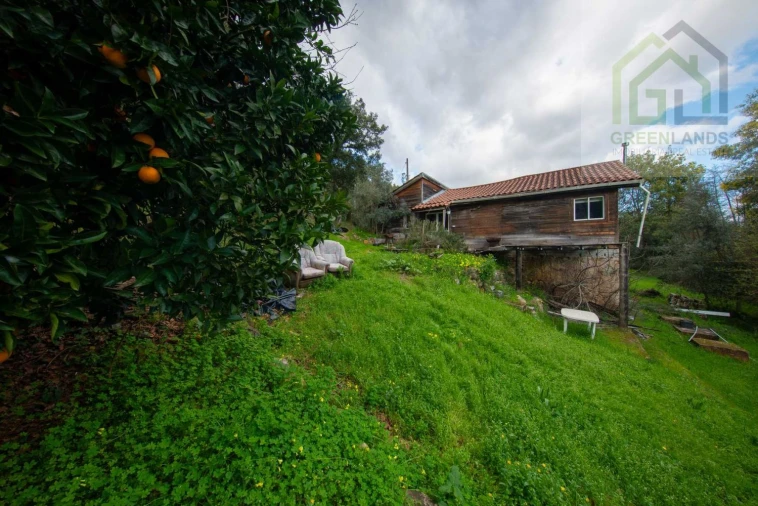 Moradia T2 para Venda em Serpins Foto 9