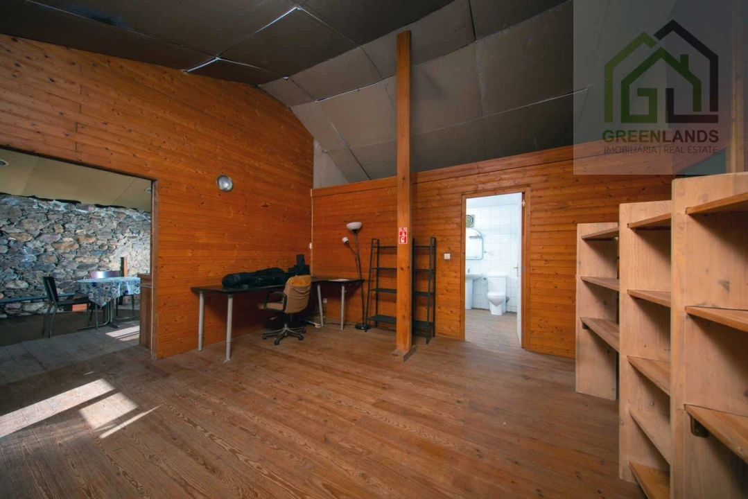 Moradia T2 para Venda em Serpins Foto 18