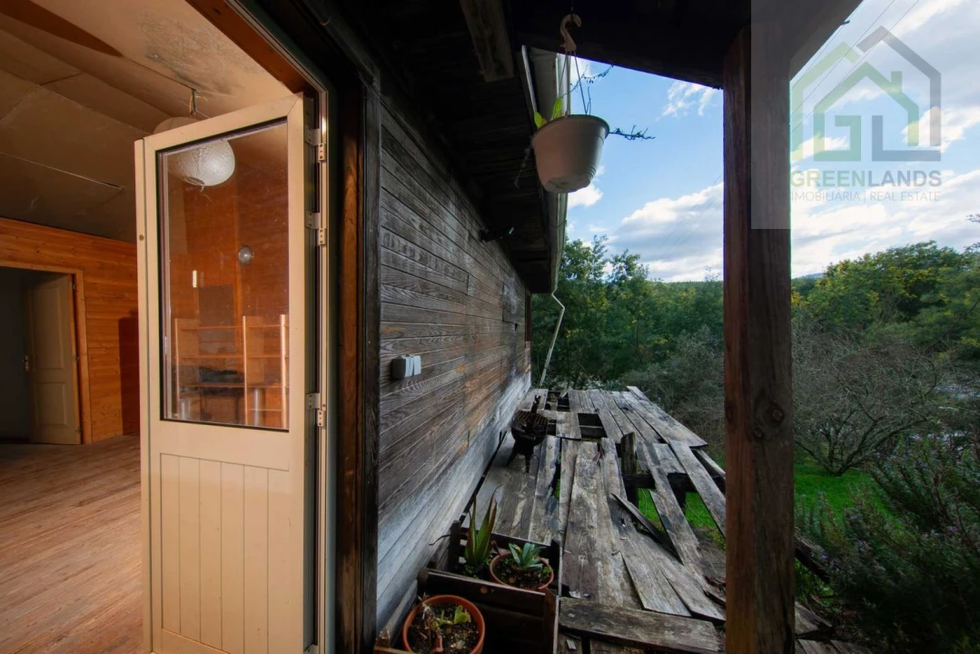 Moradia T2 para Venda em Serpins Foto 24