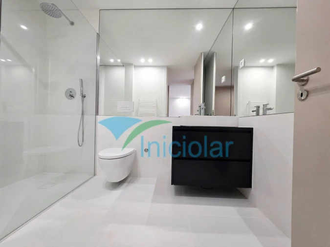 Apartamento T1 para Venda em Cidade da Maia Foto 8