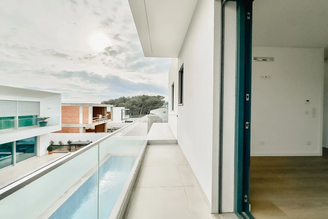 Moradia T3 para Venda em Alcabideche Foto 28