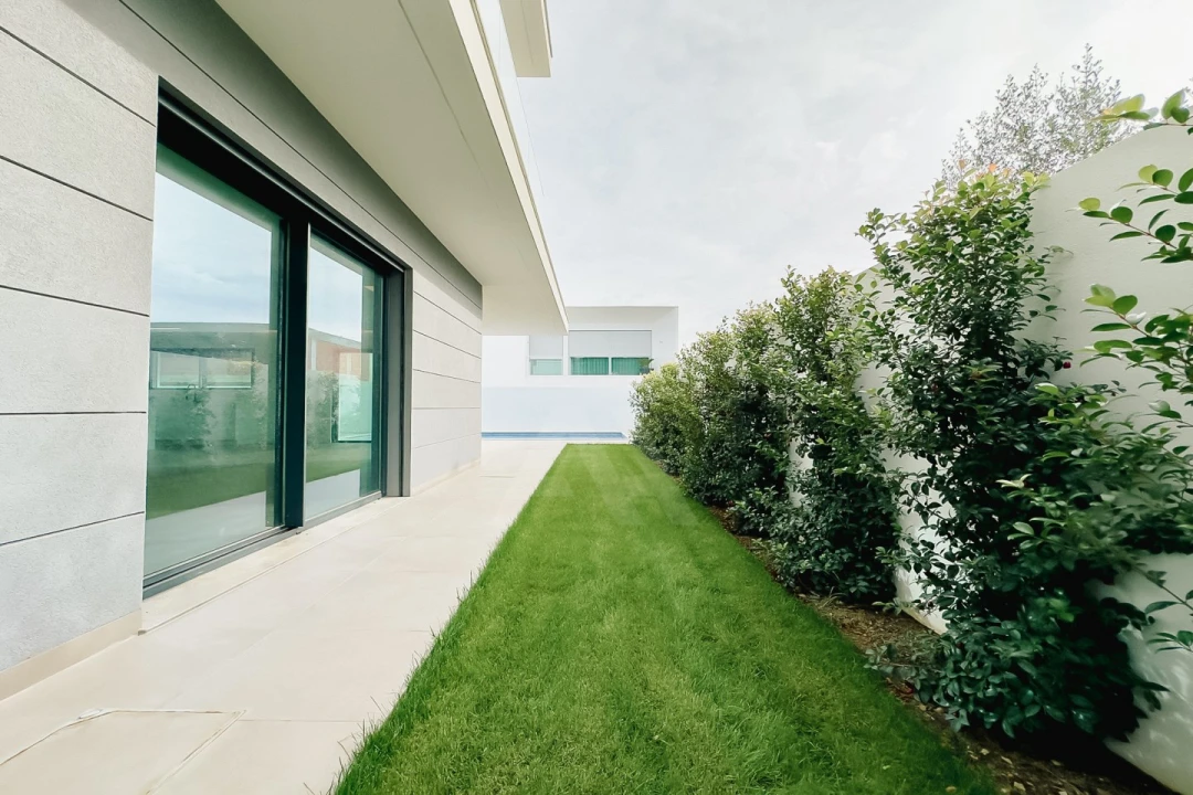 Moradia T3 para Venda em Alcabideche Foto 32