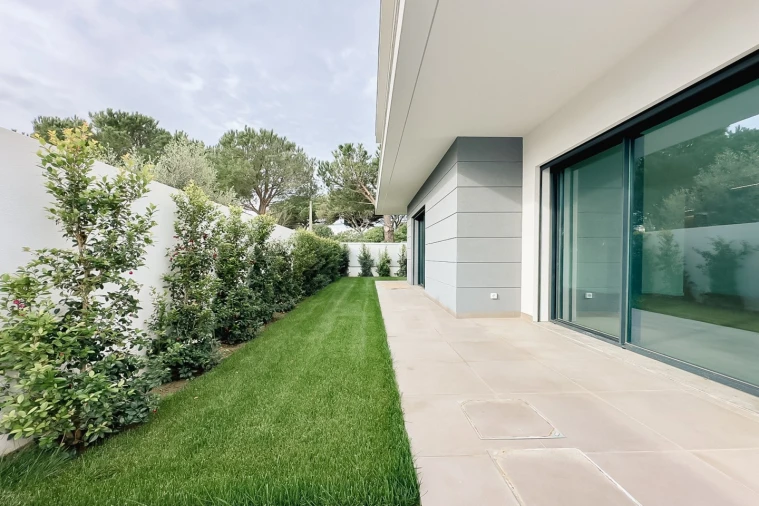 Moradia T3 para Venda em Alcabideche Foto 5