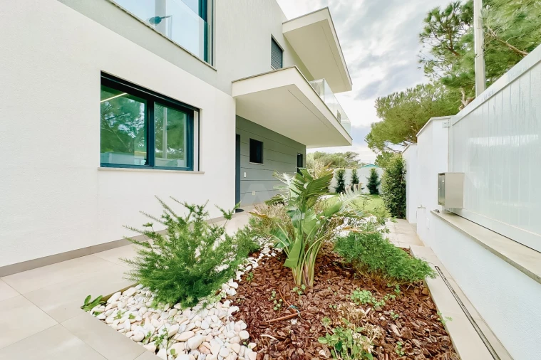 Moradia T3 para Venda em Alcabideche Foto 36