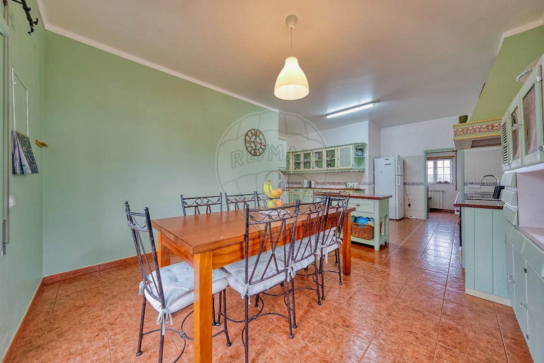 Moradia T4 para Venda em Brogueira, Parceiros de Igreja e Alcorochel Foto 11