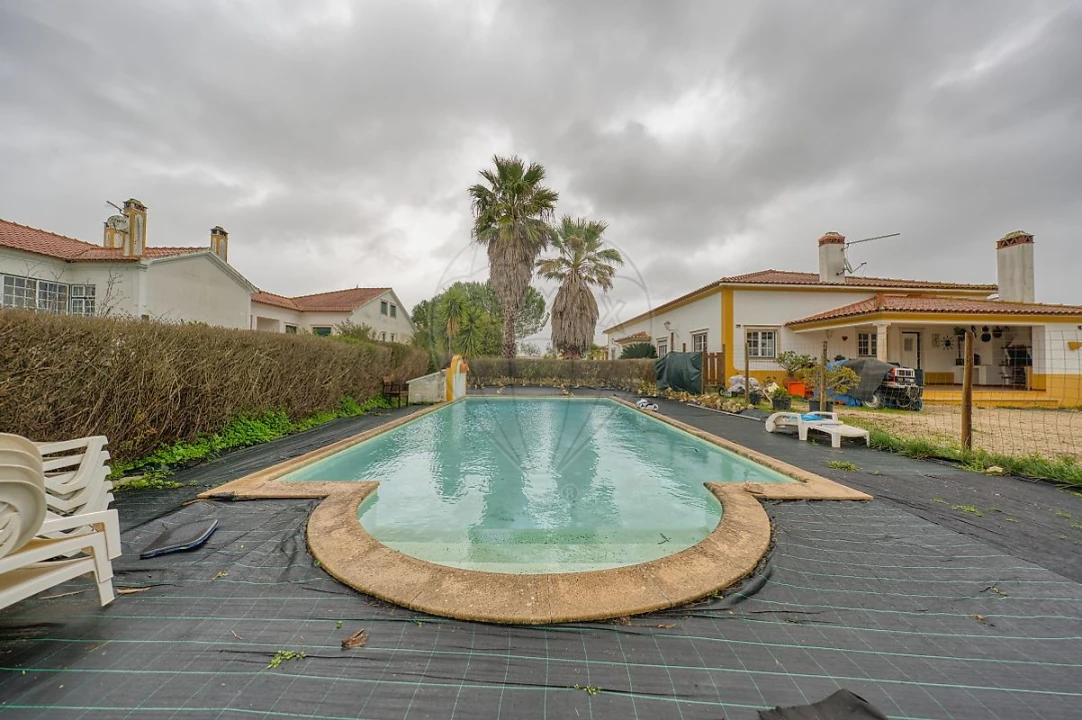 Moradia T4 para Venda em Brogueira, Parceiros de Igreja e Alcorochel Foto 38