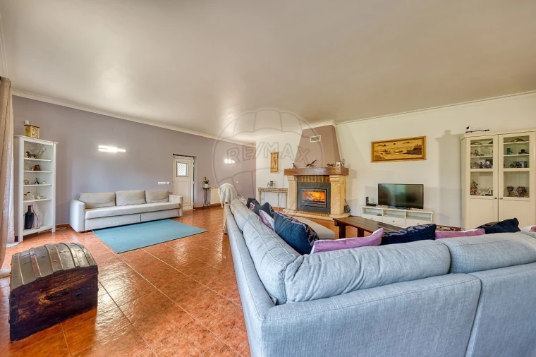 Moradia T4 para Venda em Brogueira, Parceiros de Igreja e Alcorochel Foto 1