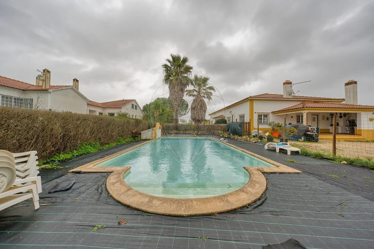 Moradia T4 para Venda em Brogueira, Parceiros de Igreja e Alcorochel Foto 38