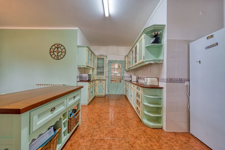 Moradia T4 para Venda em Brogueira, Parceiros de Igreja e Alcorochel Foto 10