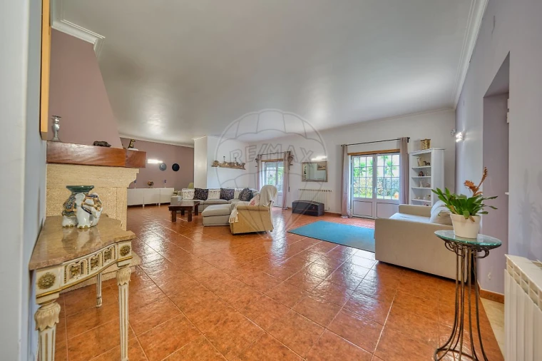 Moradia T4 para Venda em Brogueira, Parceiros de Igreja e Alcorochel Foto 4