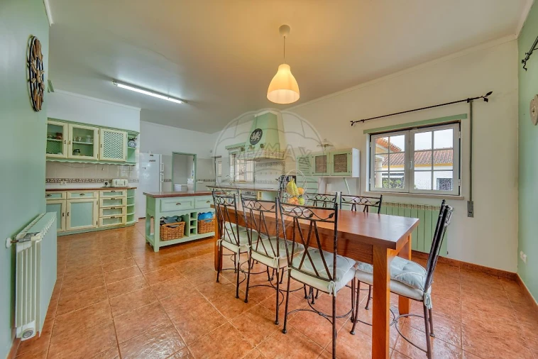 Moradia T4 para Venda em Brogueira, Parceiros de Igreja e Alcorochel Foto 24