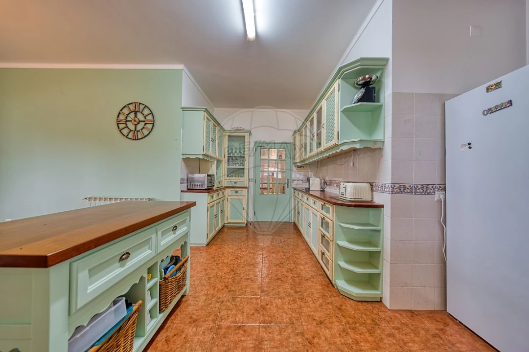 Moradia T4 para Venda em Brogueira, Parceiros de Igreja e Alcorochel Foto 10