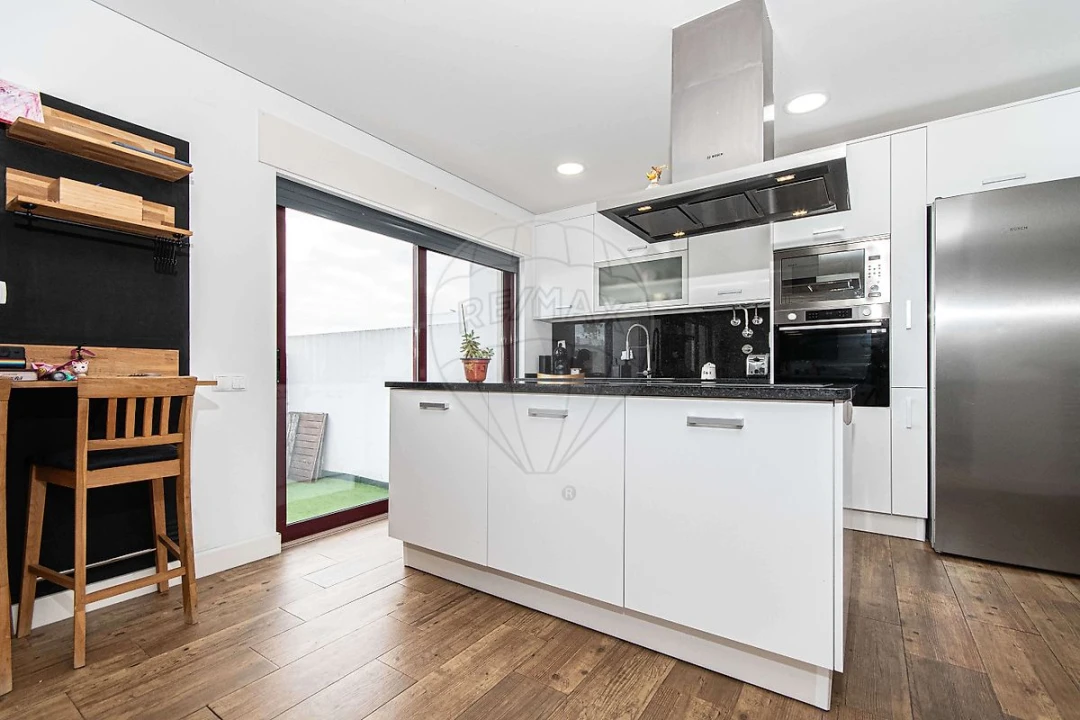 Moradia T4 para Venda em Palhais e Coina Foto 8