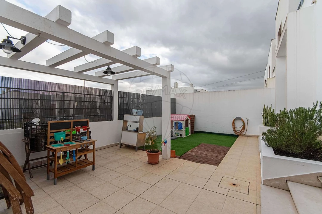 Moradia T4 para Venda em Palhais e Coina Foto 31