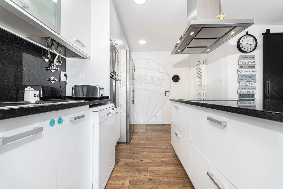 Moradia T4 para Venda em Palhais e Coina Foto 12