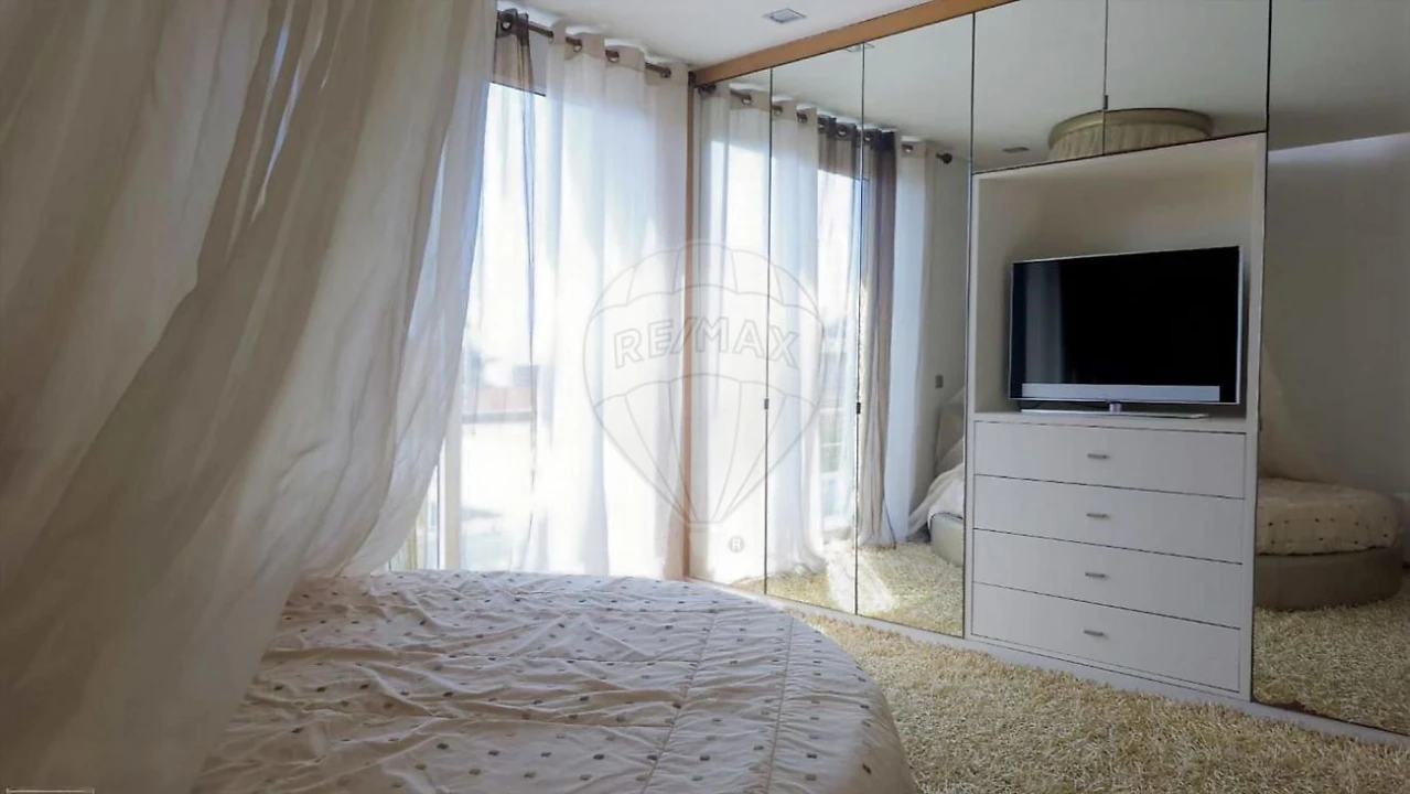 Moradia T4 para Venda em São João da Madeira Foto 24