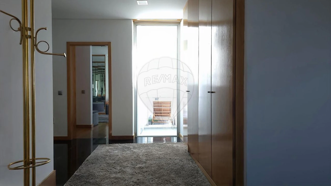 Moradia T4 para Venda em São João da Madeira Foto 37