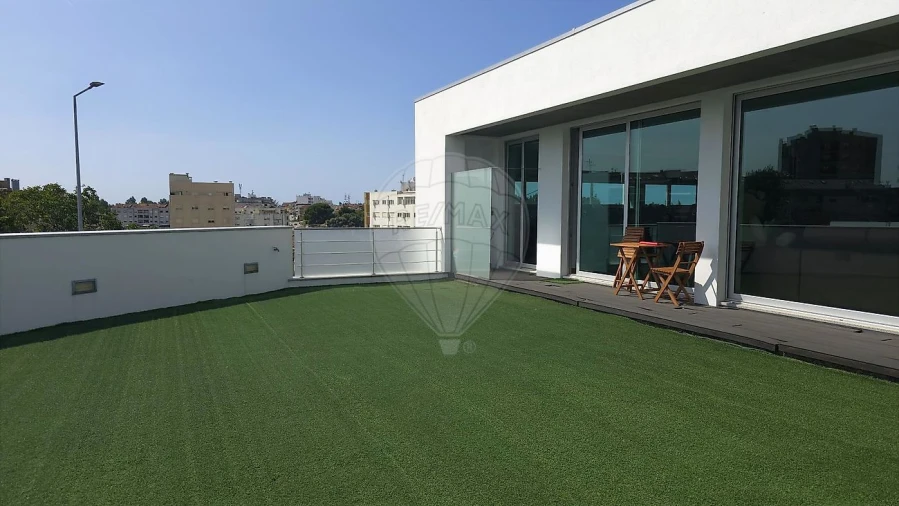 Moradia T4 para Venda em São João da Madeira Foto 13