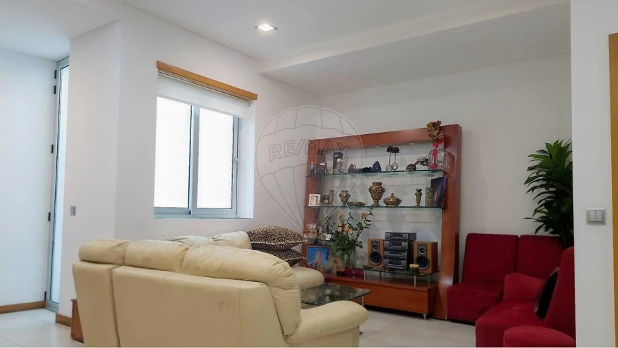 Moradia T4 para Venda em São João da Madeira Foto 20