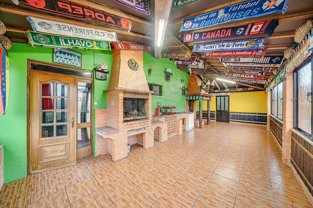 Moradia T3 para Venda em Palhaça Foto 22