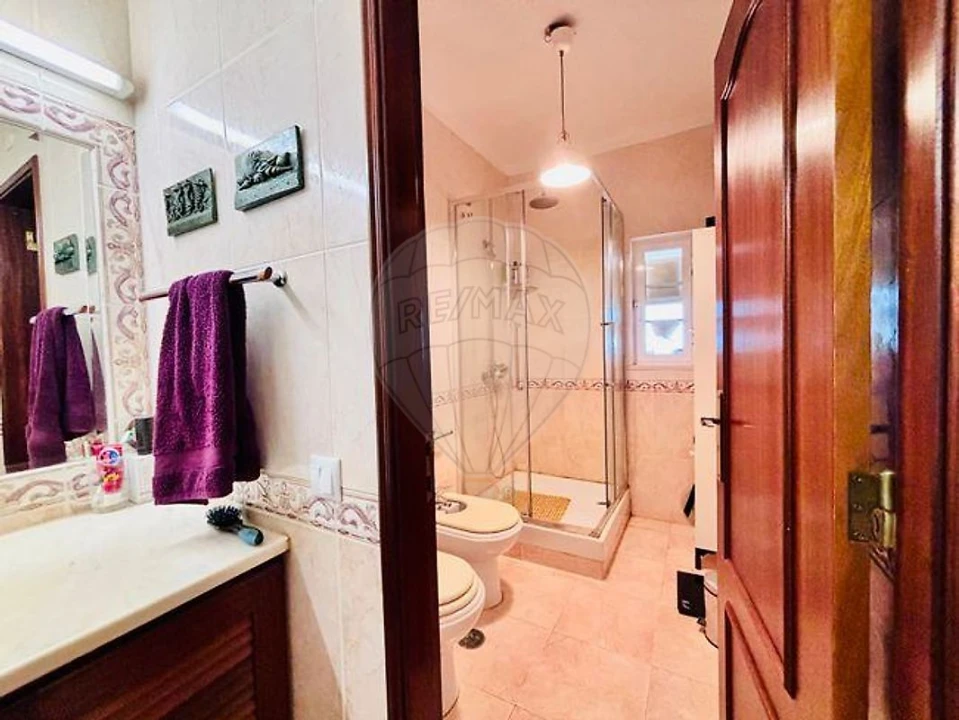 Moradia T3 para Venda em Sesimbra (Castelo) Foto 9