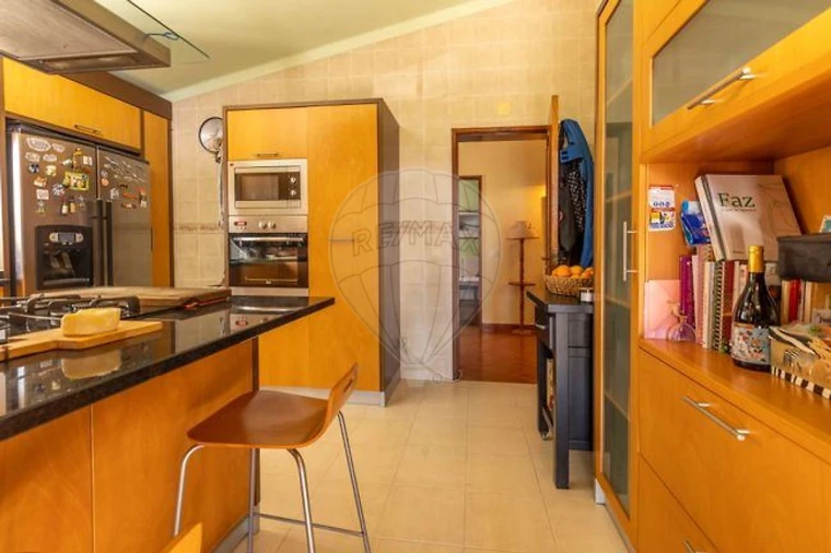 Moradia T3 para Venda em Sesimbra (Castelo) Foto 10