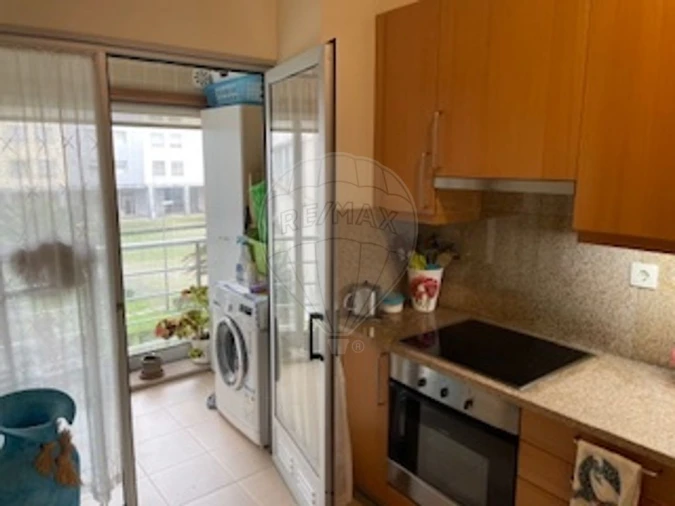 Apartamento T2 para Arrendamento em Espinho Foto 7